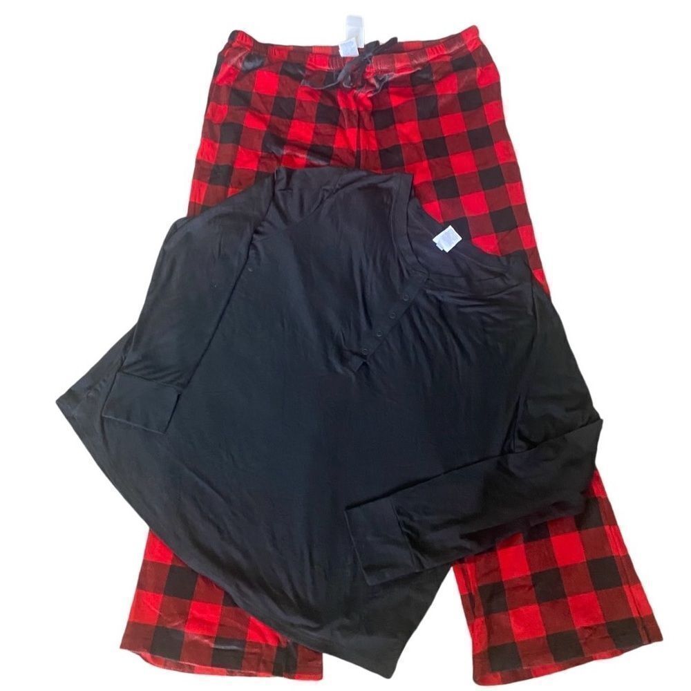 NWT Stars Above Black/Red Checkered Pajama’s for Women. Size XXL.